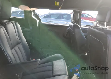 2014 Chrysler Town & Country S from USA, damaged, VIN 2C4RC1HG8ER361303